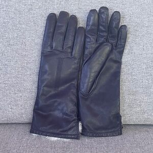 Vintage (humane) like new genuine leather/fur gloves - size S